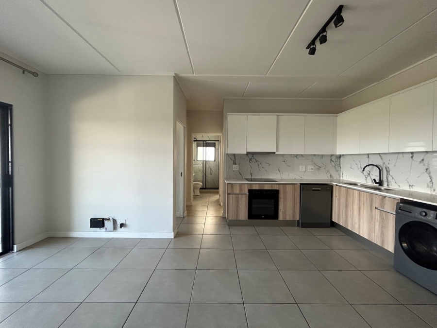 To Let 2 Bedroom Property for Rent in Sandown Western Cape